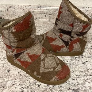 Women’s Size 8 Indigo Rd. Boots